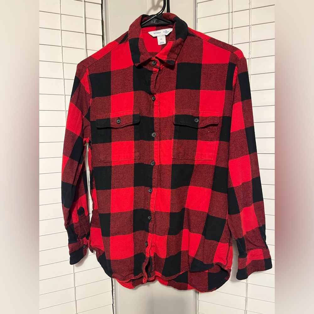 Old Navy Buffalo Plaid Button Up Shirt